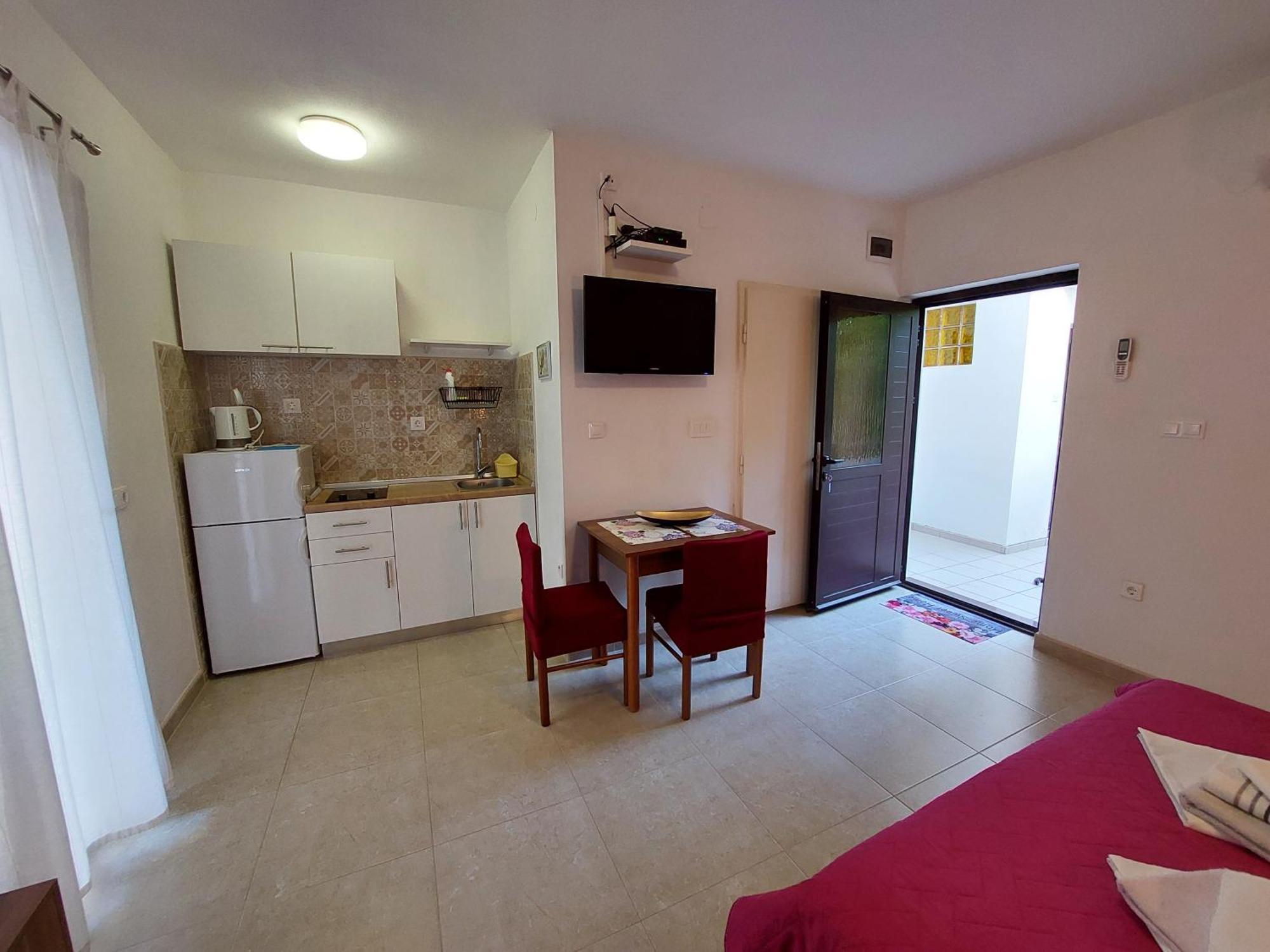 Apartments Nenad & Marija Pag Town Εξωτερικό φωτογραφία