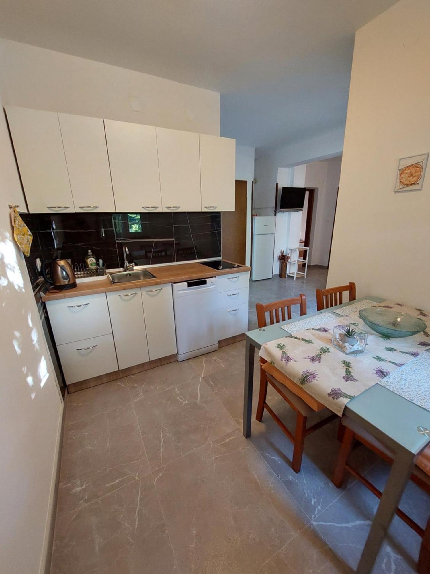 Apartments Nenad & Marija Pag Town Εξωτερικό φωτογραφία